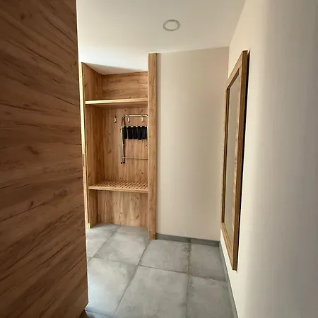 Apartamentu Czarna Gora 121 3*