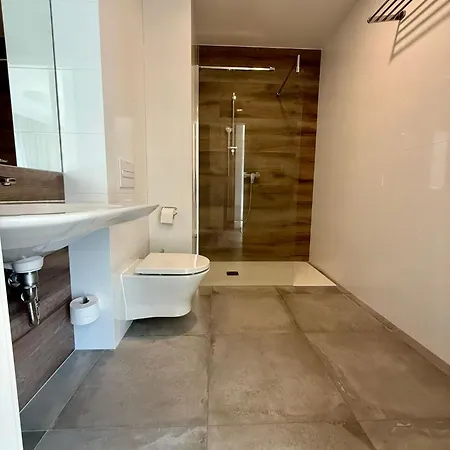 Apartamentu Czarna Gora 121